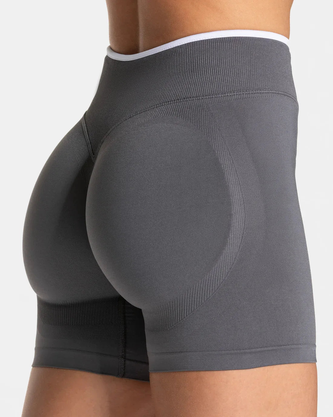 Women's Seamless Gym Color Blocking Sports Shorts High Elastic Tight High Waist Hip Lifting Yoga Pants Running Sports Shorts